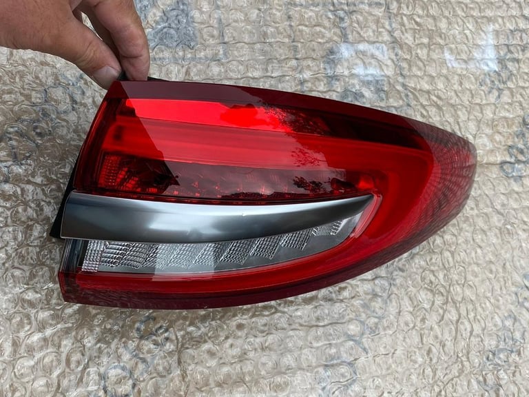 image for Original Rear Light Right Outside Ford Mondeo 5-türig from 2019