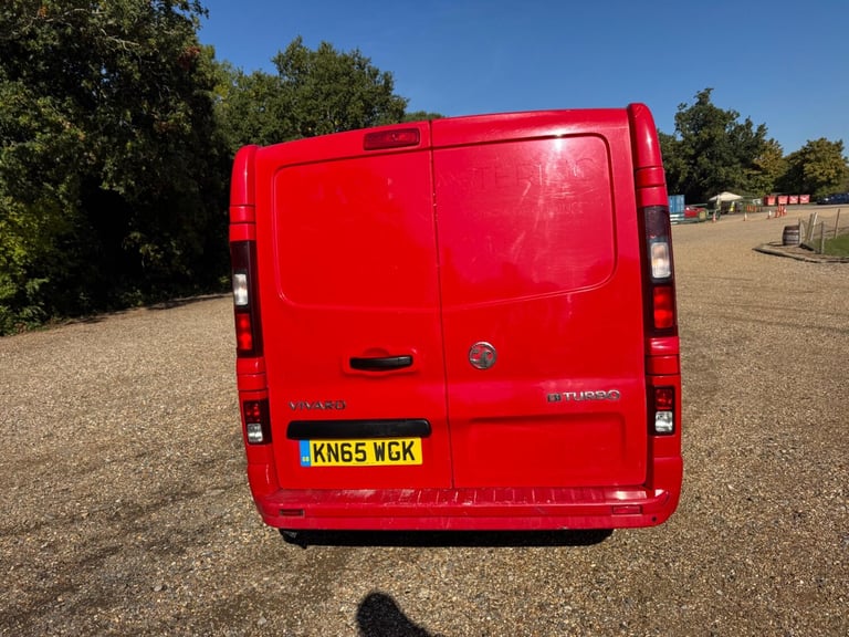 2015 Vauxhall Vivaro 1.6 CDTi 2700 BiTurbo ecoFLEX Sportive L1 H1 Euro 5 (s/s) 5dr PANEL VAN Dies...