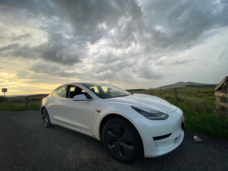 Tesla, MODEL 3, Saloon, 2019, Other, 1 (cc), 4 doors