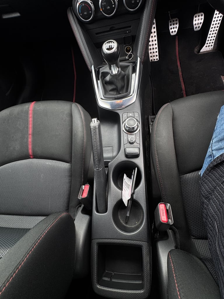 Mazda, 2, Hatchback, 2015, Manual, 1496 (cc), 5 doors