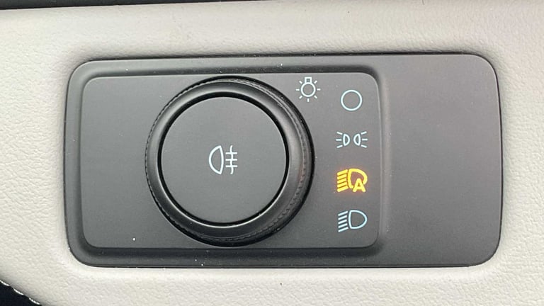 2025 Ford Puma 123kW Premium 43kWh 5dr Auto Hatchback Electric Automatic