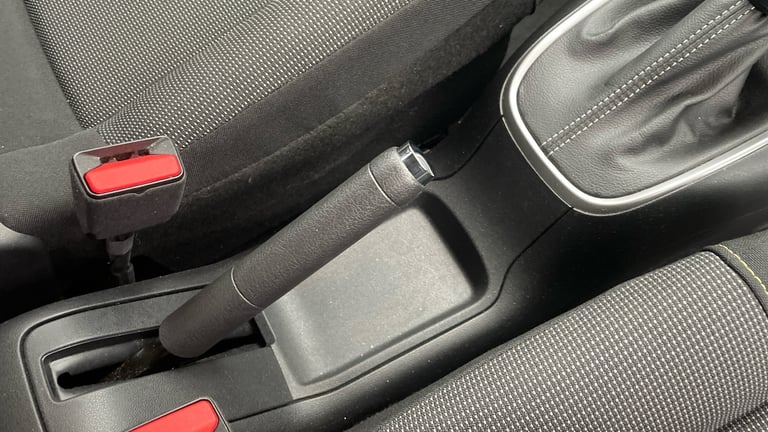 2024 Citroen C3 1.2 PureTech PLUS Hatchback 5dr Petrol EAT6 Euro 6 (s/s) (110 ps) Hatchback Petro...