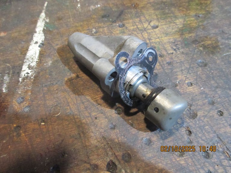 image for VFR800 VTEC. CAM CHAIN TENSIONERS (overhauled tested)