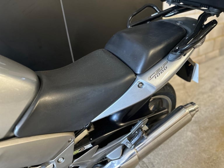 STUNNING 2014/14 HONDA CBF 1000 MOTORCYCLE 