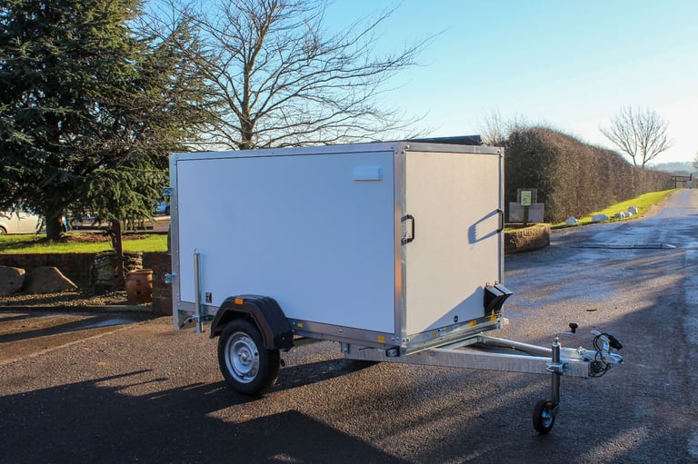 Debon roadster C220 box van trailer - £2209 + VAT ✅- White