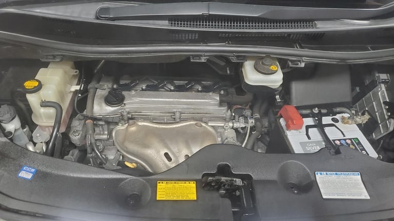 Toyota vellfire golden eyes 2.4 auto fresh japanese import 7 seats 45k miles