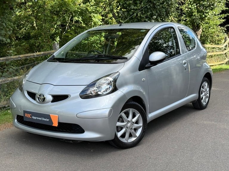 2008 Toyota AYGO 1.0 VVT-i Platinum Hatchback 3dr Petrol MultiMode Euro 4 (AC) (67 bhp) Hatchback...