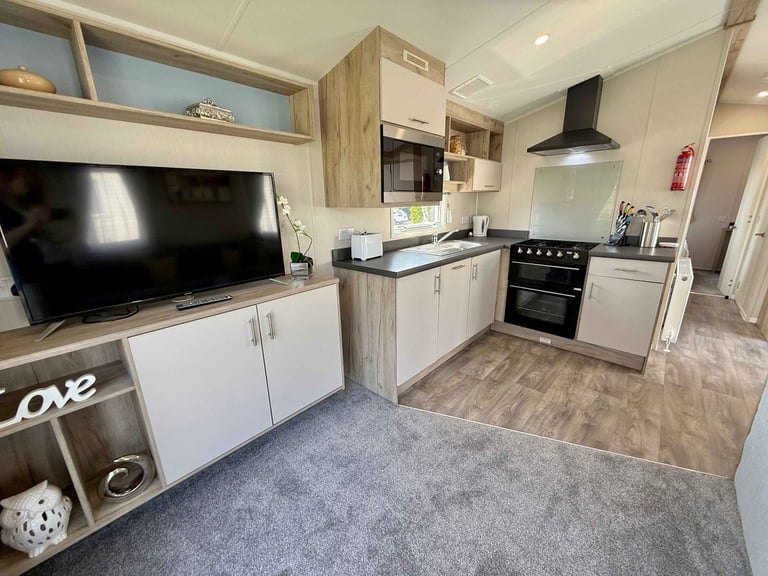 Ex demo New Willerby Linwood static caravan for sale at St Agnes Holiday Park, Truro TR4 8HS
