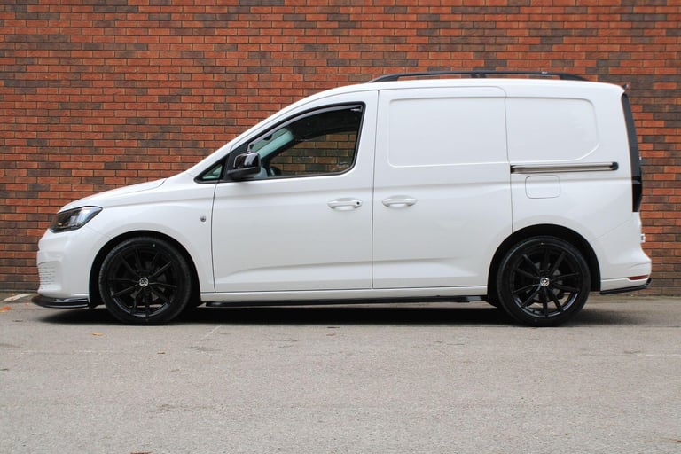 2022 Volkswagen Caddy 2.0 TDI C20 Commerce Plus SWB Euro 6 (s/s) 5dr PANEL VAN Diesel Manual