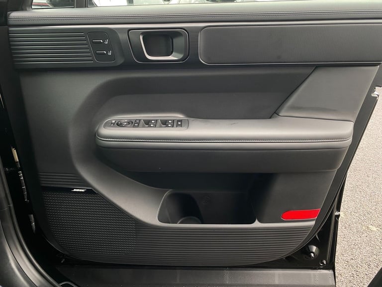  Hyundai Santa Fe 1.6 h T-GDi Calligraphy Auto 4WD Euro 6 (s/s) 5dr (6Seat) Petrol/Electric Hybri...