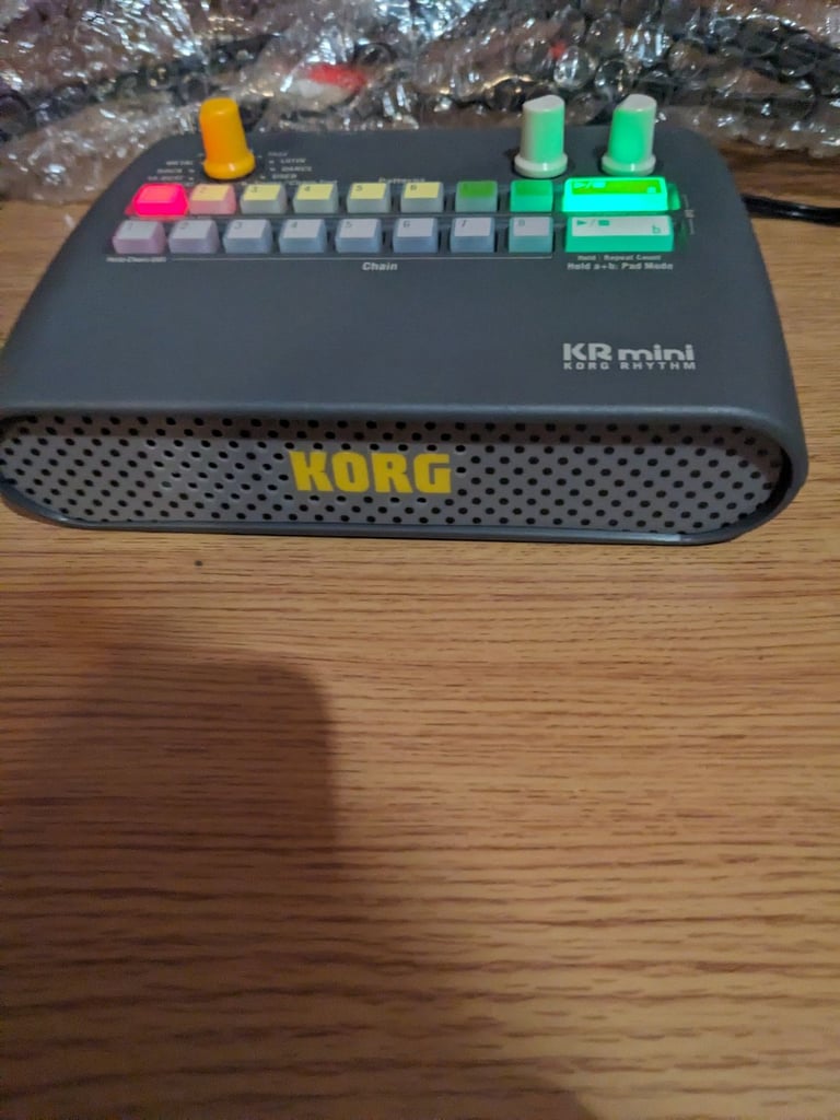 KORG Kr mini drum machine 