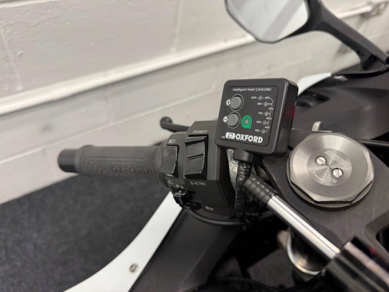 Kawasaki ZX10 R Ninja ** Lovely Condition - Service History - Warranty **