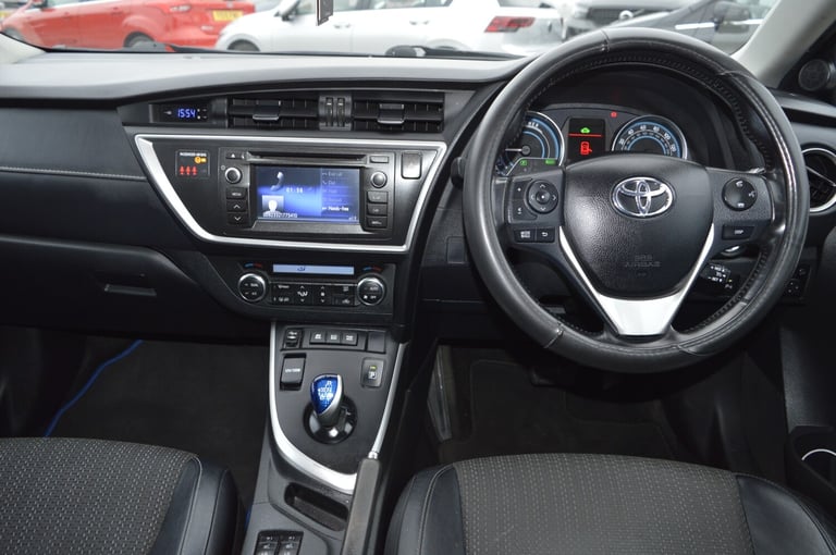 2014 Toyota Auris 1.8 VVTi Hybrid Excel 5dr CVT Auto ONE OWNER SAT NAV  HATCHBACK Petrol/Electric...