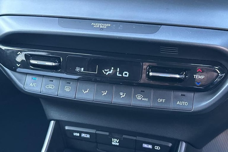 2023 Hyundai i20 1.0T GDi 48V MHD Premium 5dr Manual Hatchback Petrol Manual