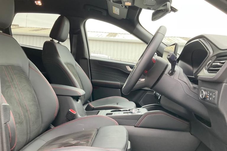 2025 Ford Kuga 2.5 PHEV ST-Line 5dr CVT**FRONT &amp; REAR CAMERA - WIRELESS PHONE CHARGER - PO Es...