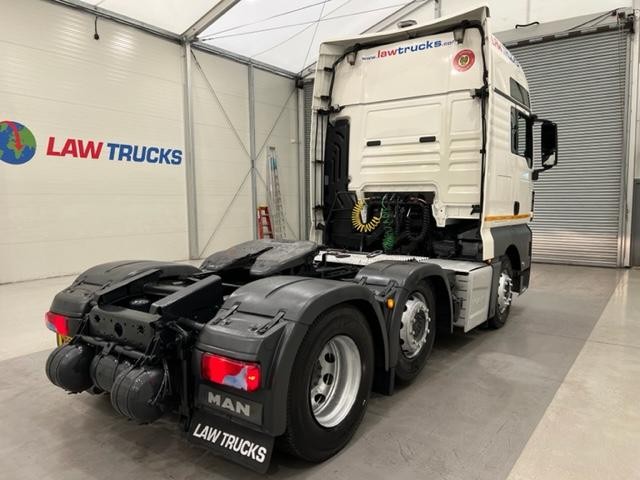 MAN TGX 26.440 6x2 Midlift Tractor Unit