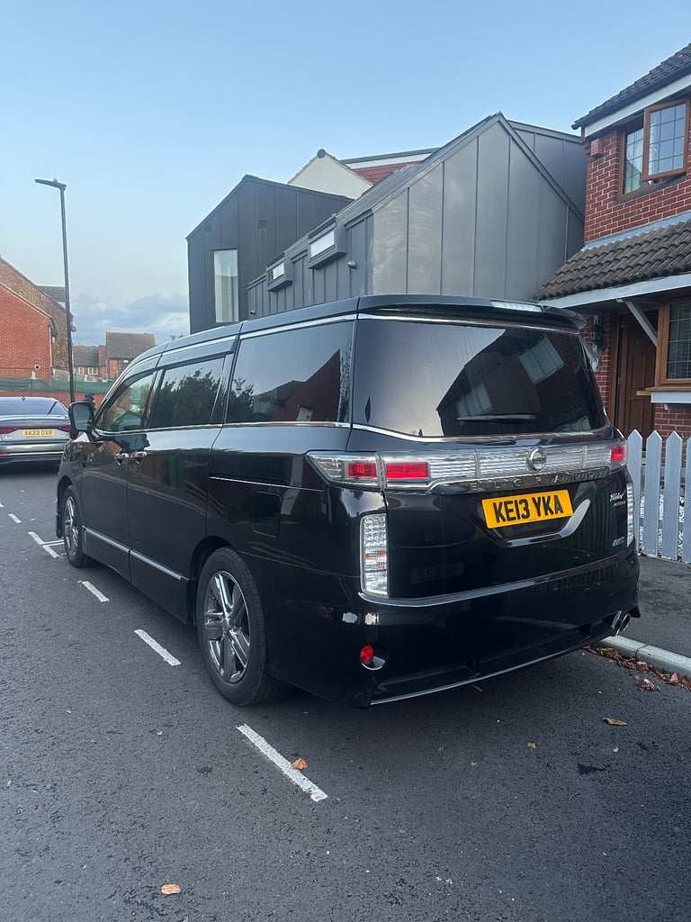 Nissan elgrand for sale