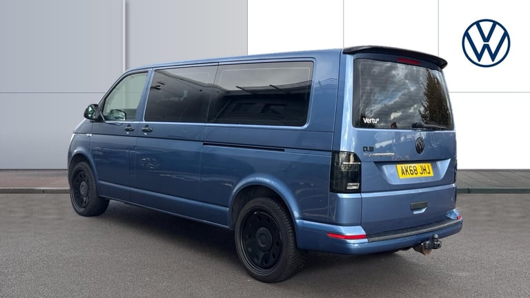 2018 Volkswagen Transporter T32 Swb Diesel 2.0 BiTDI BMT 199 Startline Window Van DSG Window Van ...