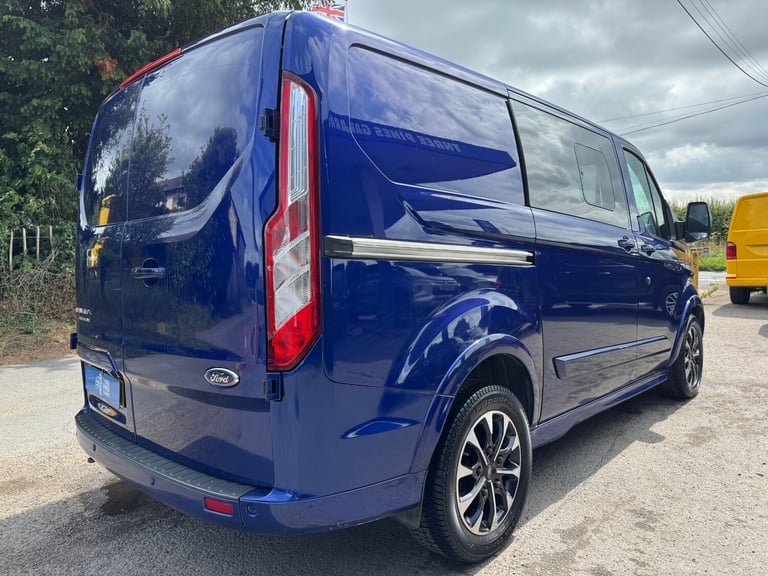 2017 Ford Transit Custom 2.0 TDCi 170ps L1 Factory Fitted Crew Sport No Vat