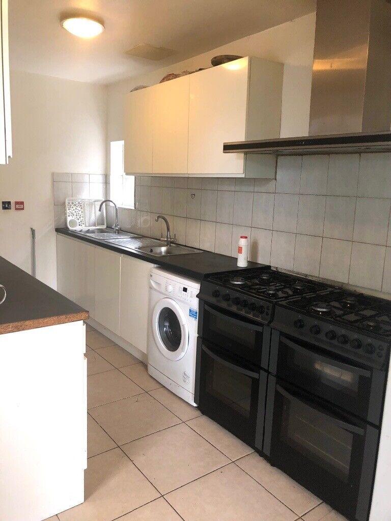 Lovely Single Box Room to Rent. Single bed, Wardrobe. East Acton. Zone 2. £550 pcm. Including