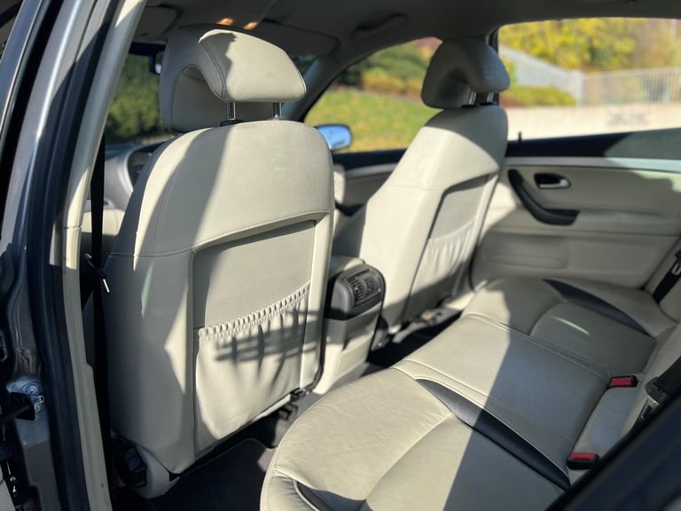 Saab 9-3 2.0T Vector 4dr Petrol Manual - Image 23