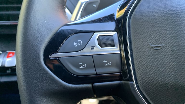 2024 Peugeot 3008 1.6 12.4kWh Allure SUV 5dr Petrol Plug-in Hybrid e-EAT Euro 6 (s/s) (180 ps SUV...