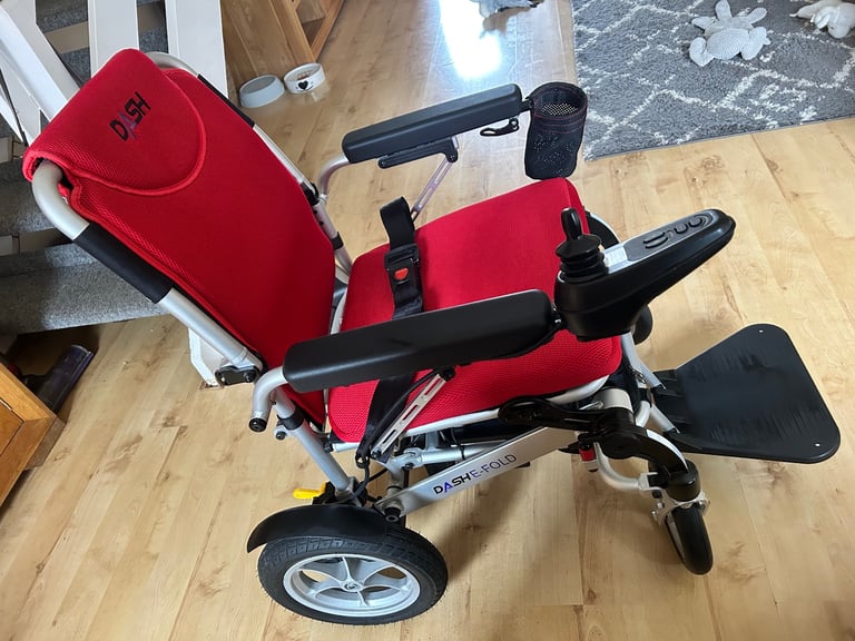 Electric wheelchair 