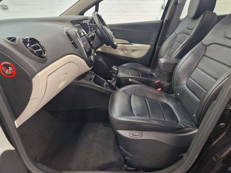 2017 Renault Captur 1.5 Captur Signature S Nav dCi 5dr SUV Diesel Manual