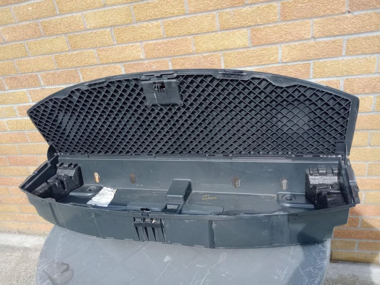 image for Parts taken off my now scrapped VW Touran