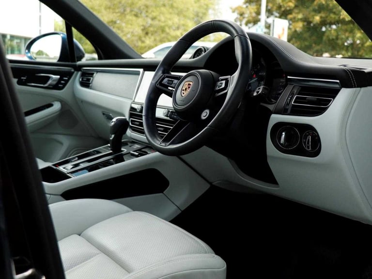 2022 Porsche Macan GTS 5dr PDK ESTATE PETROL Automatic