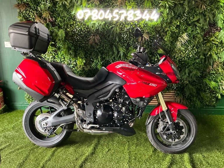 image for Triumph Tiger 1050 sport free delivery 