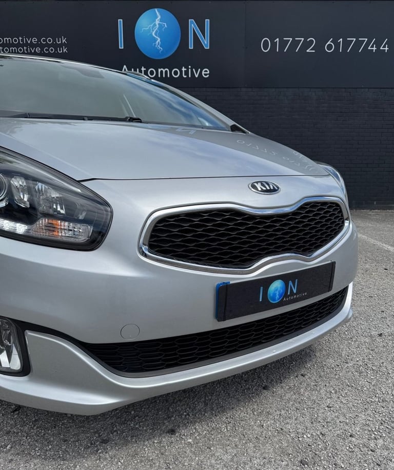 2016 Kia Carens 1.6 GDi SR7 *7 Seats, Park Sensors* MPV Petrol Manual