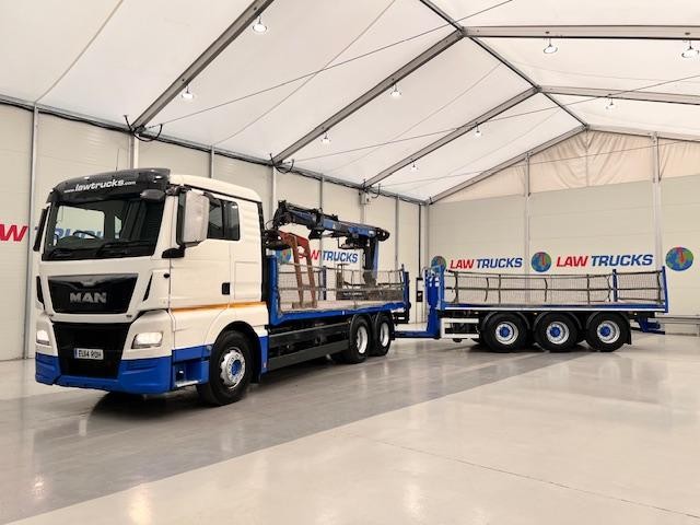 MAN TGX 26.440 6x4 Flatbed Brick Grab Drawbar