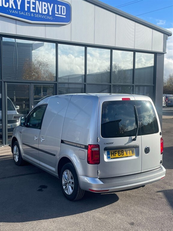 2018 Volkswagen Caddy 2.0 TDI C20 BlueMotion Tech Highline SWB Euro 6 (s/s) 5dr Panel Van Diesel ...