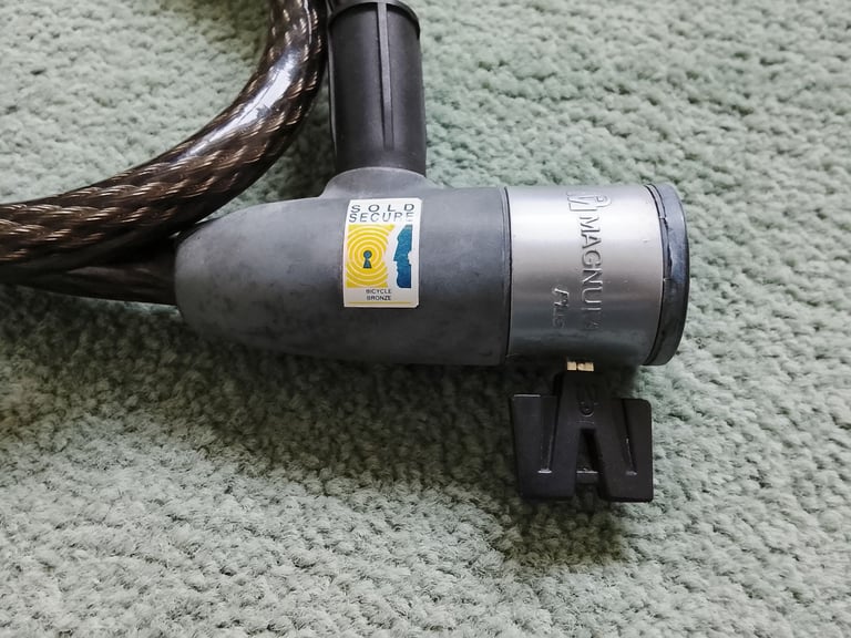 MAGNUM PLUS Bike / Bicycle Lock With Key 