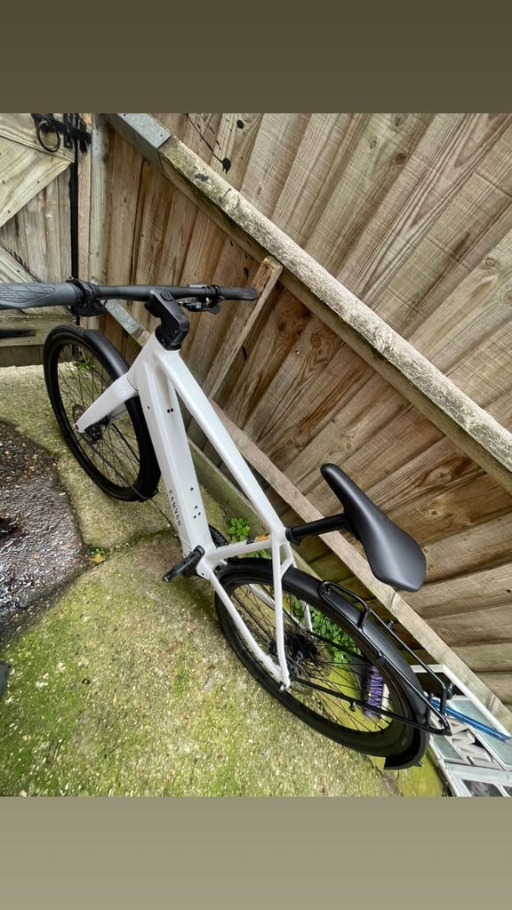 Canyon e bike peddle assist 