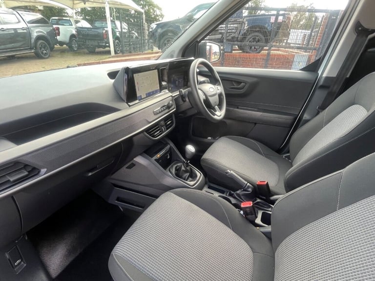  Ford Transit Courier 1.5 EcoBlue Leader Van Diesel