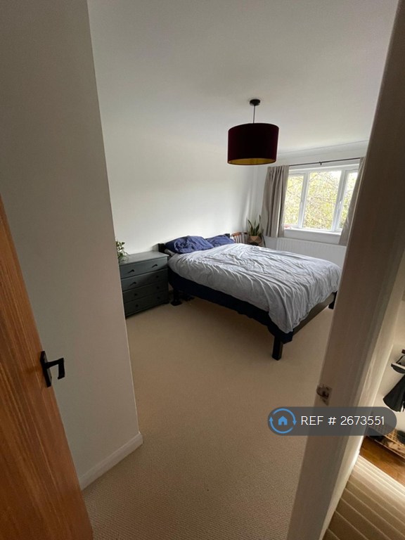 4 bedroom house in Holland Drive, London, SE23 (4 bed) (#2673551)