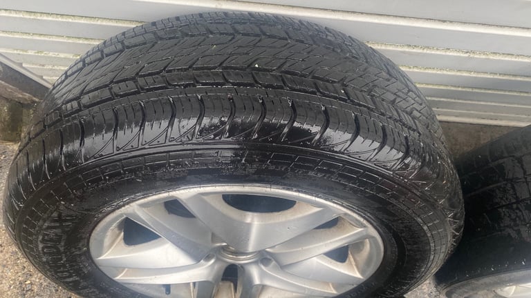 Volkswagen Tiguan alloys 16inch