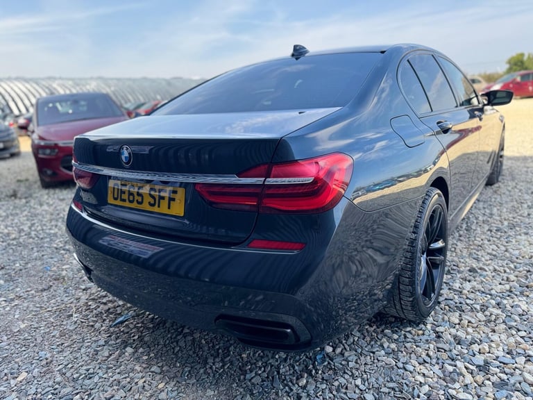 2015 BMW 7 Series 3.0 730d M Sport Auto xDrive Euro 6 (s/s) 4dr SALOON Diesel Automatic