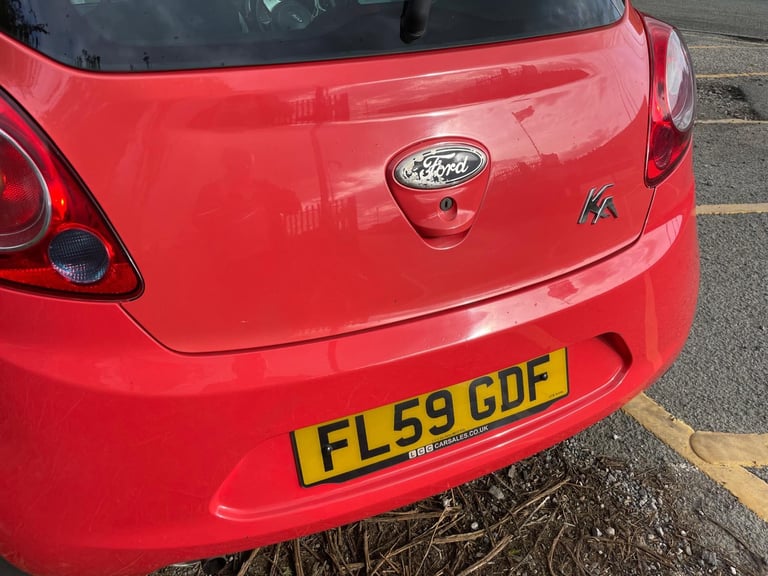 FORD KA 1.2 ZETEC 59 REG RED 3 DOOR MOT MARCH 20TH 2026 TAX £35 LOW INSURANCE 50+MPG