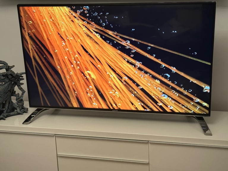 Toshiba 49 inch WiFi Smart LED TV 4K Ultra HD With Freeview Play
