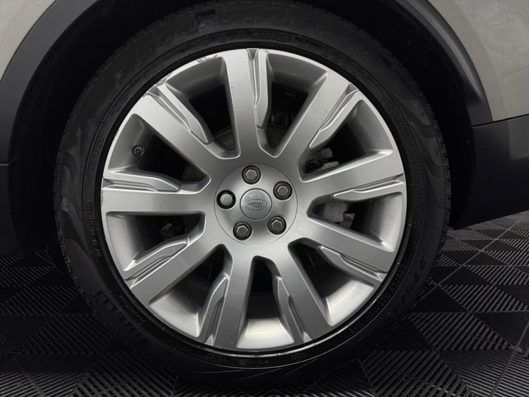 2018 Land Rover Discovery 2.0 SD4 HSE Auto 4WD Euro 6 (s/s) 5dr ESTATE Diesel Automatic