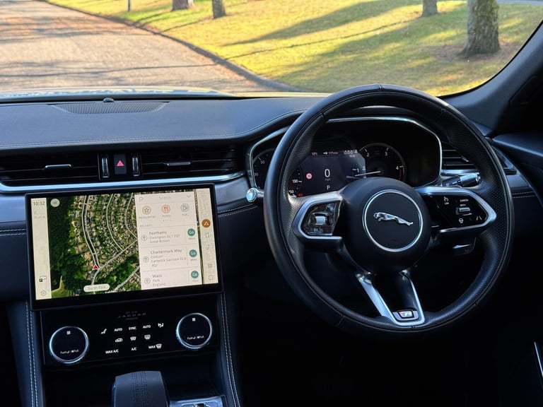 2021 Jaguar F-Pace 2.0 D200 MHEV R-Dynamic S SUV 5dr Diesel Auto AWD Euro 6 (s/s) (204 ps) ESTATE...