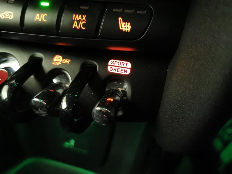 2020 MINI Hatch 2.0 Cooper S Sport Hatchback 3dr Petrol Steptronic Euro 6 (s/s) (192 ps) -  Hatch...