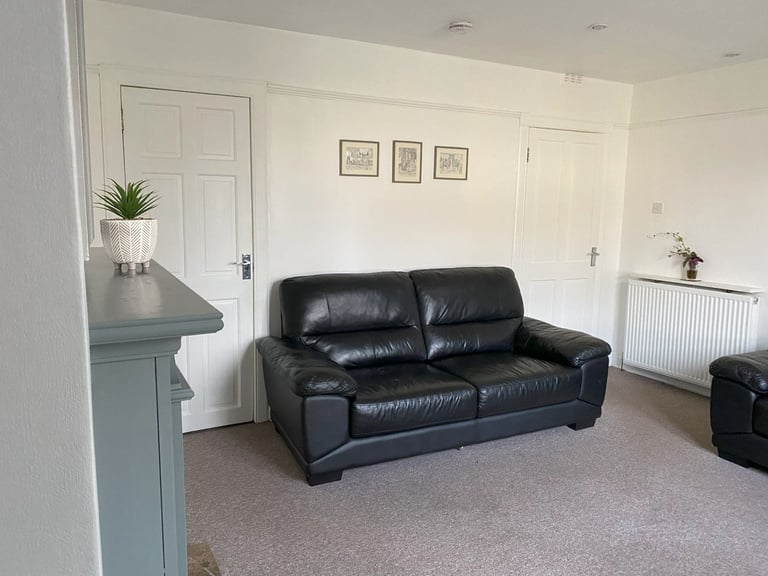 2 Bed Flat - Hutchison Avenue EH14