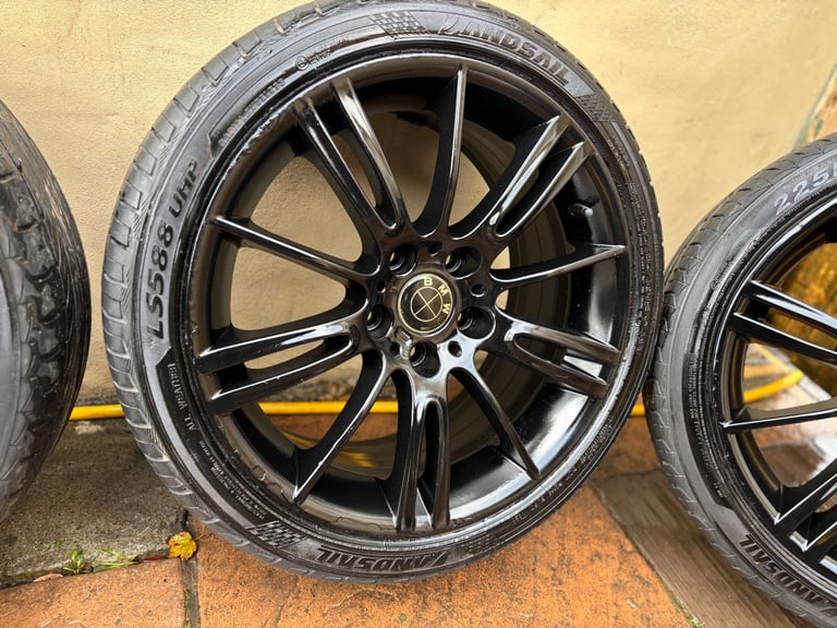 BMW Staggered 18” Alloy Wheels