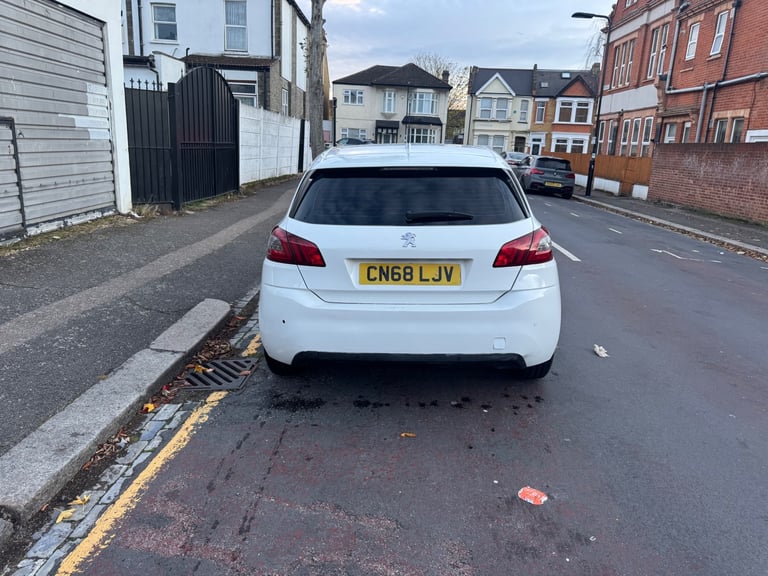 Peugeot, 308, Hatchback, 2019, Manual, 1560 (cc), 5 doors