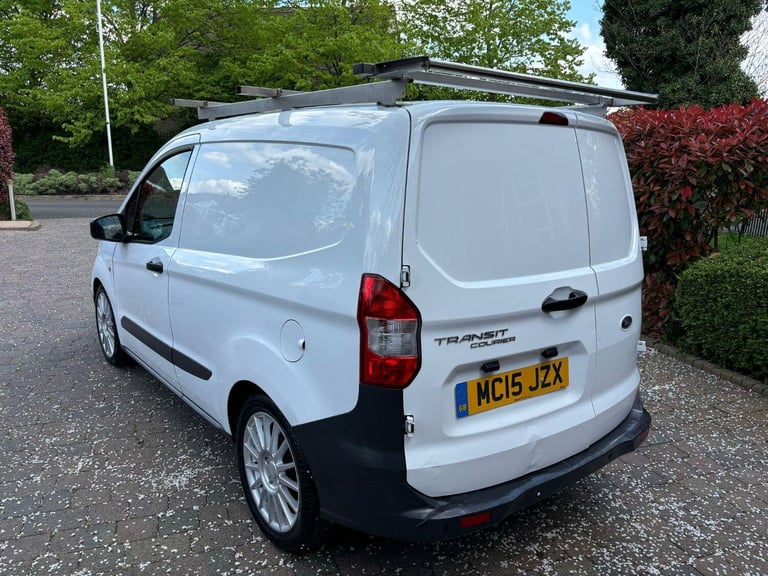 FORD TRANSIT COURIER 1.5 TDCi 2015