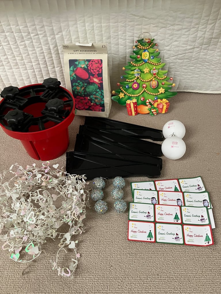 Christmas tree stand/Gift tags, bows and ribbons (M&S). Collect Fulham